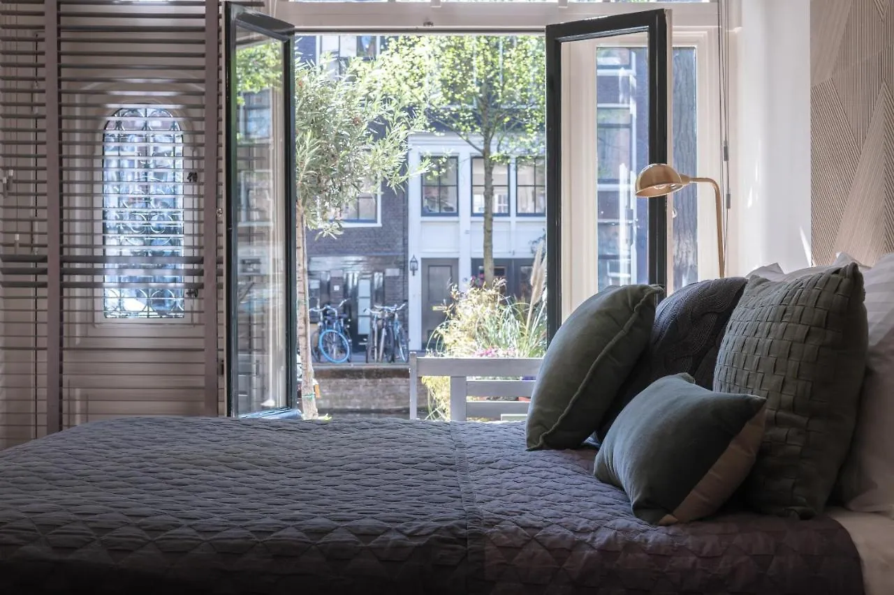Villa360 Amsterdam 3*,